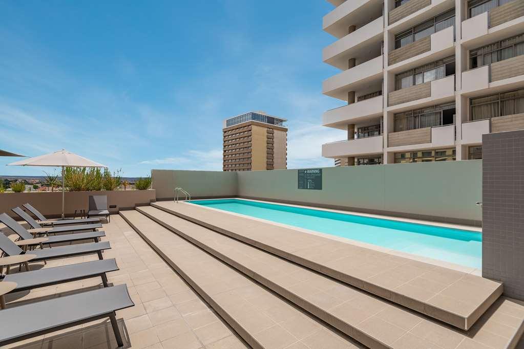 Hilton Garden Inn Виндхук Удобства фото