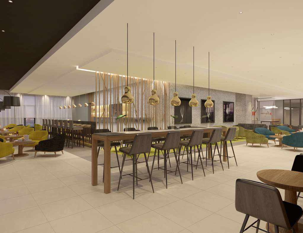 Hilton Garden Inn Виндхук Интерьер фото